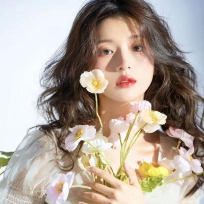 奈莉·拉普：怪物特工